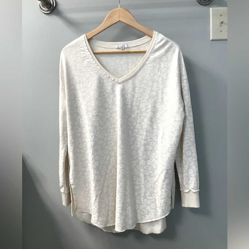 Z Supply Ivory Print Oversized V-neck Top XS